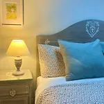 La Casita De Olivia Espinaredo