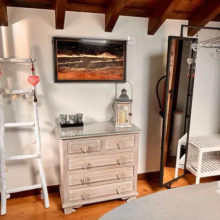 La Casita De Olivia Espinaredo