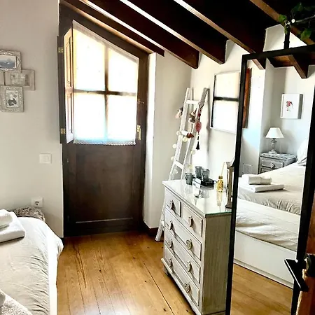 La Casita De Olivia Espinaredo La Villa